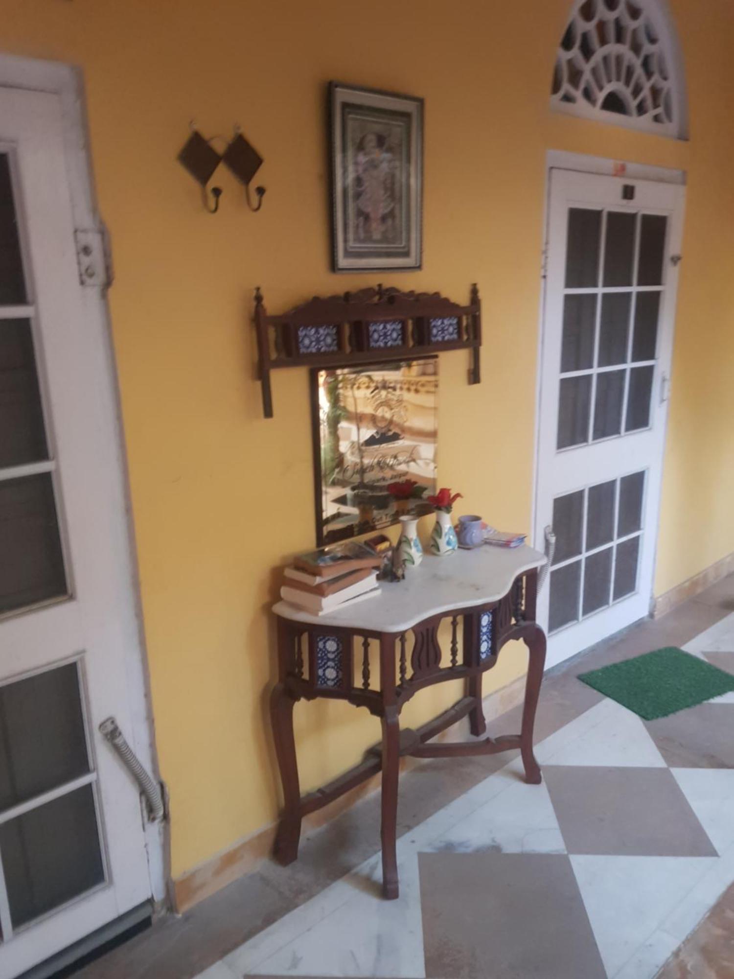 Sureli Haveli Lägenhet Jaipur Exteriör bild