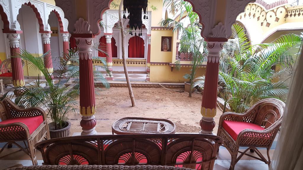 Sureli Haveli Lägenhet Jaipur Exteriör bild